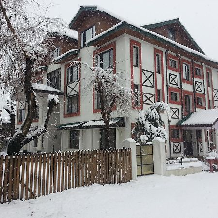 Royal Star Inn Srīnagar Extérieur photo
