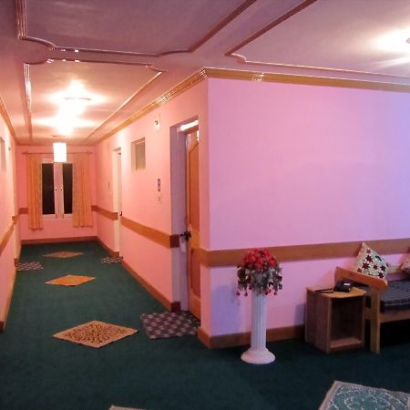Royal Star Inn Srīnagar Extérieur photo