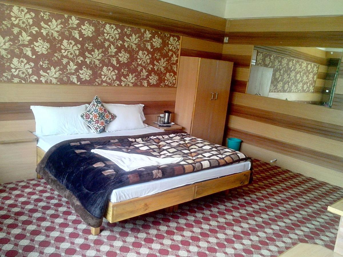 Royal Star Inn Srīnagar Extérieur photo