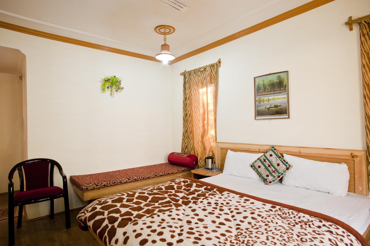 Royal Star Inn Srīnagar Extérieur photo