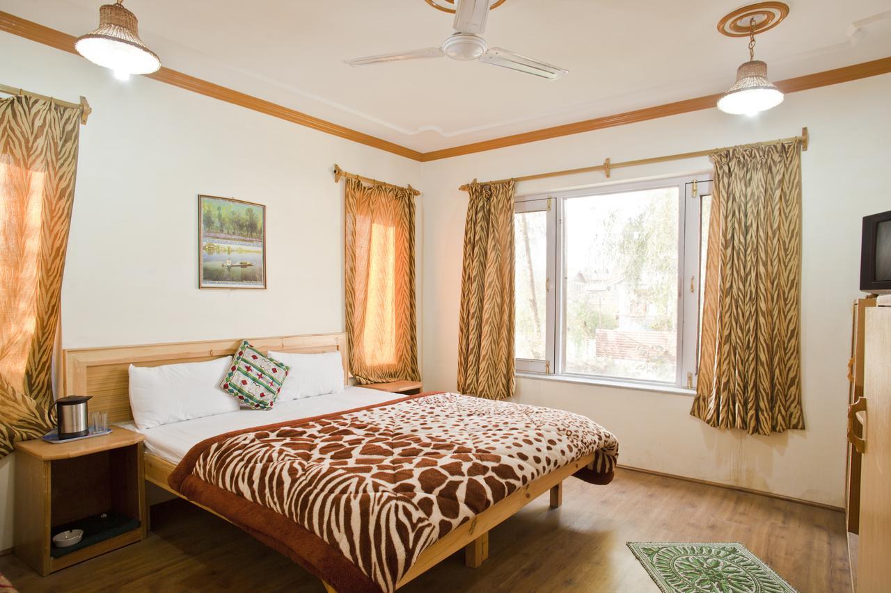 Royal Star Inn Srīnagar Extérieur photo